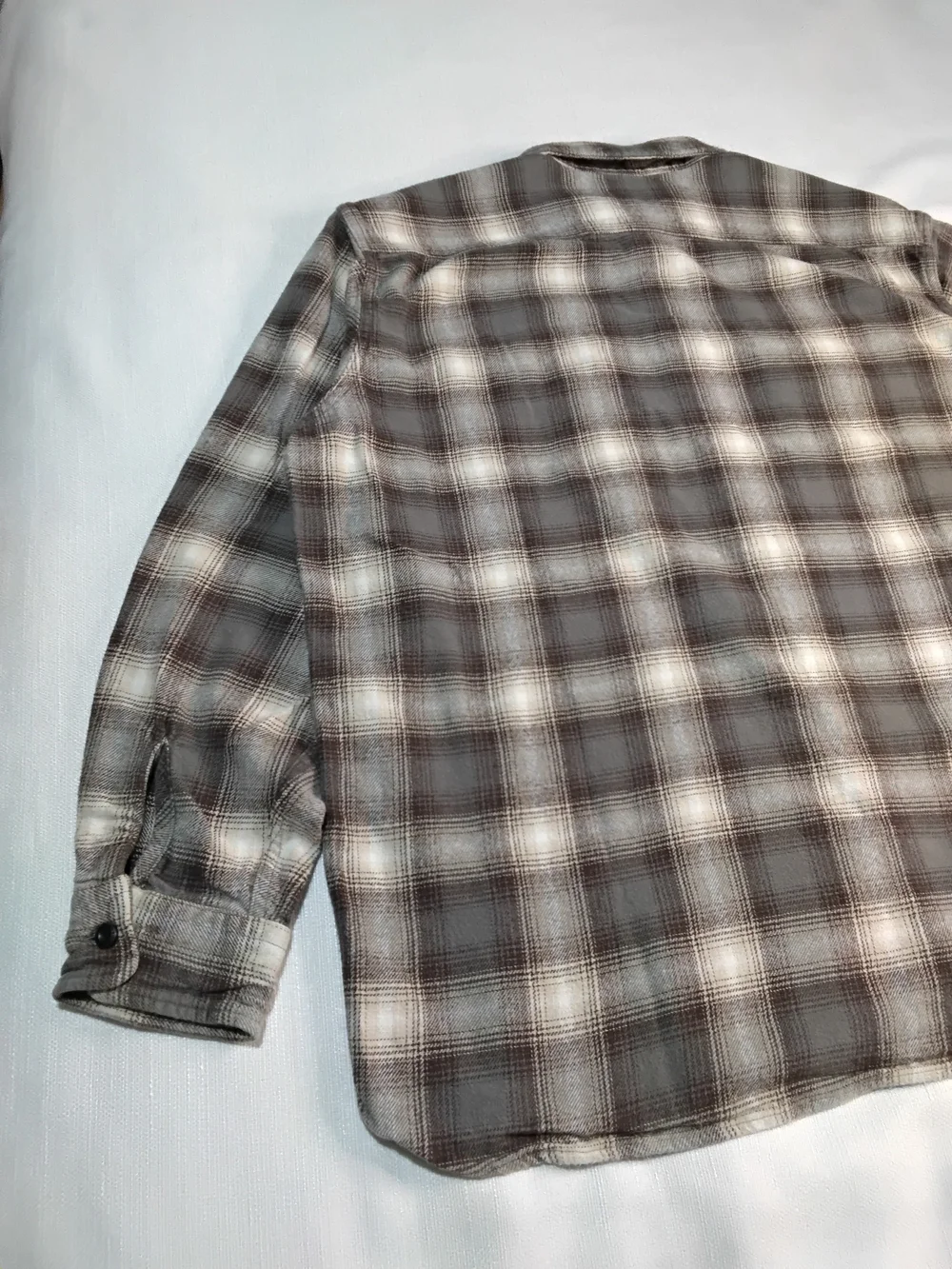 Levi's Gray & White Plaid Long-Sleeve Button-Down Shirt Flannel Sz XXL.